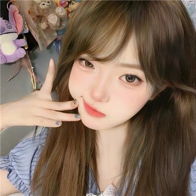 蓝色眼影